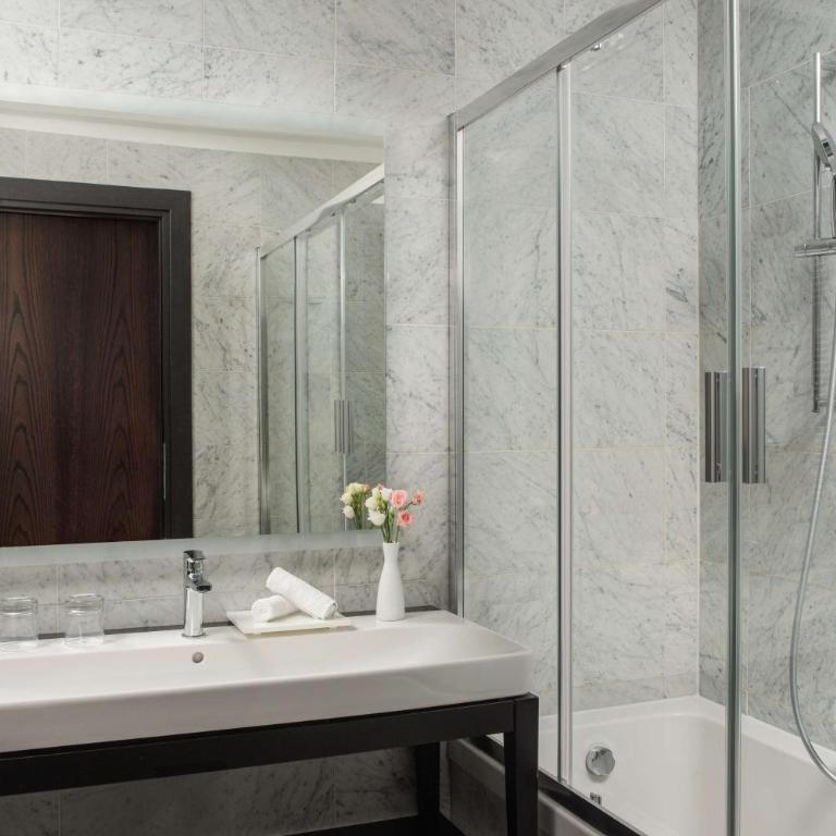 NH Collection Palermo Palazzo Sitano - Suite con Balcone - 1