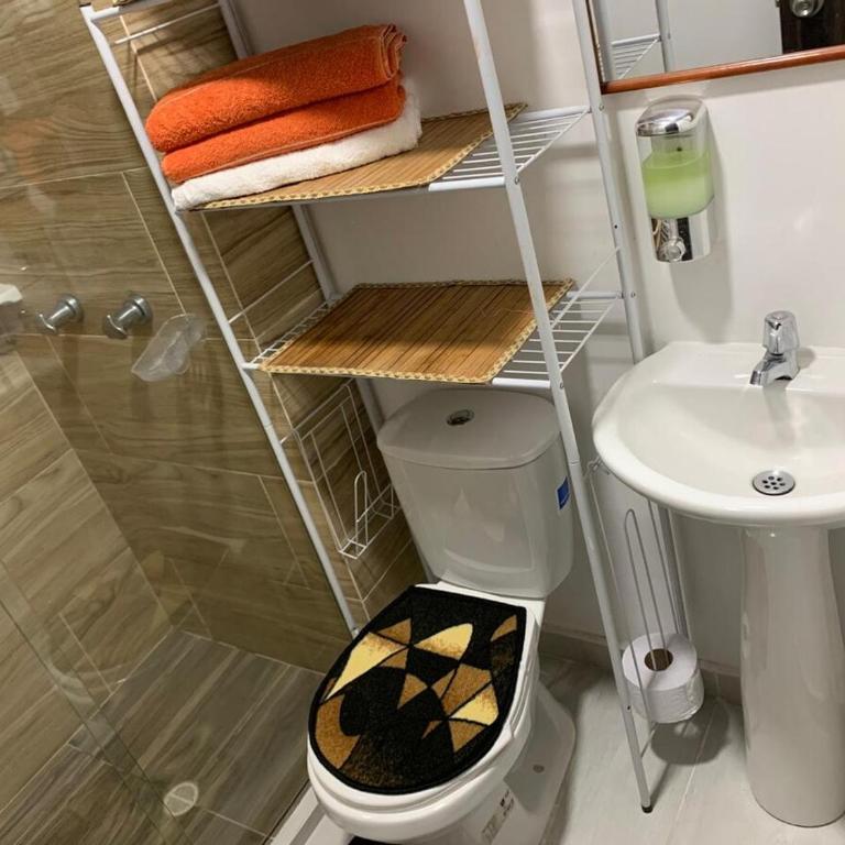 Descansa en el Mejor Club Residencial de Cartago - Apartamento de 2 dormitorios con vistas a la piscina - 16