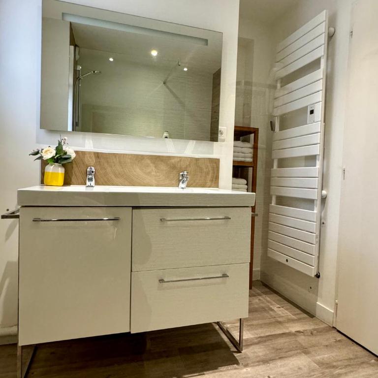 Bel appartement en rez-de-jardin à 100m des plages - Appartement 2 Chambres - 21