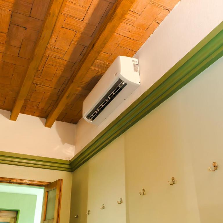 Viajero Oaxaca Hostel - Single Bed in Female Dormitory Room with AC - 4