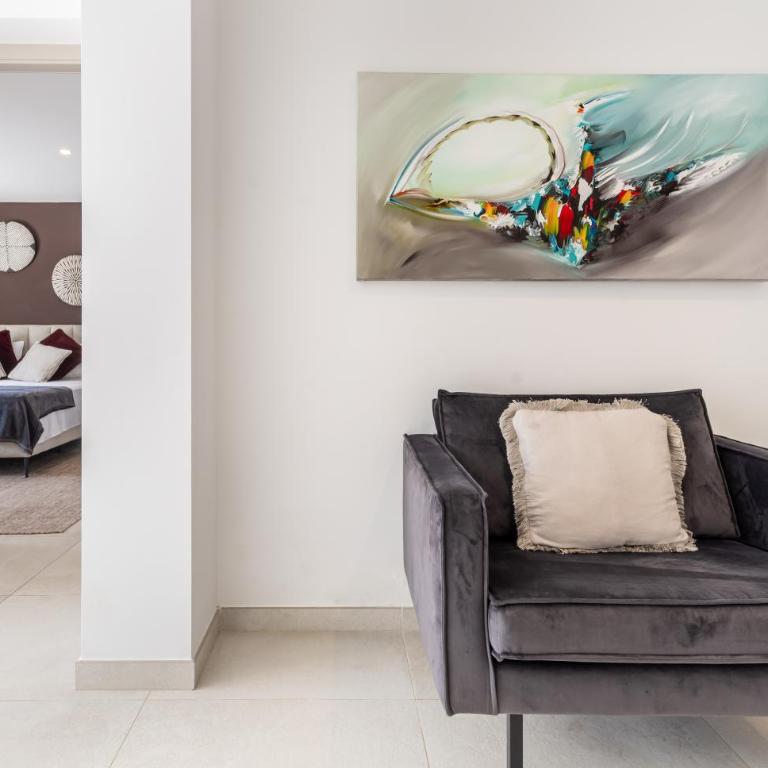 Luxury Villa with Heated Pool, Jacuzzi, Sauna and more - Villa Deluxe - 27