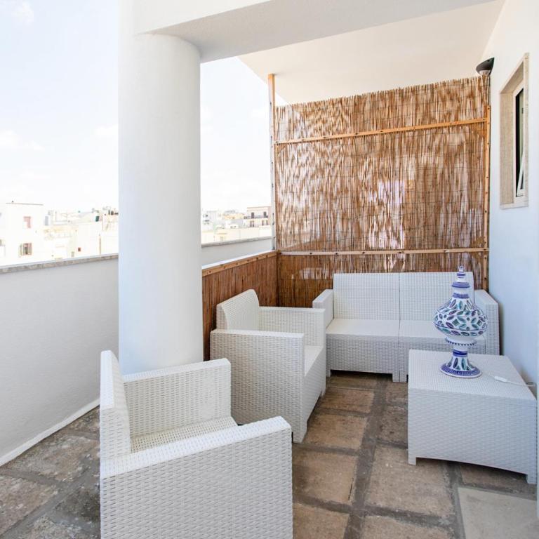 Camere Center House Gallipoli - Camera Tripla con Terrazza - 6