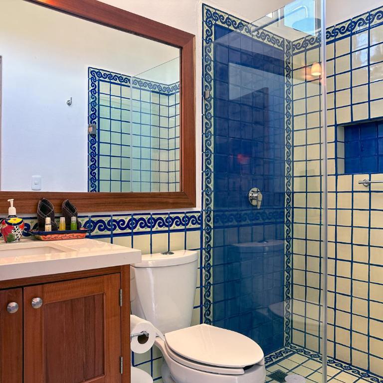 Casa Catalina - Tropical Escape - One-Bedroom Apartment - 11