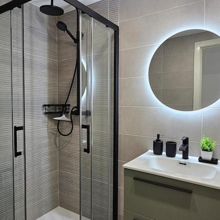 Oceana Bike & Beach Apartment - Sea Views and Spa Calpe - Apartamento de 2 dormitorios - 10