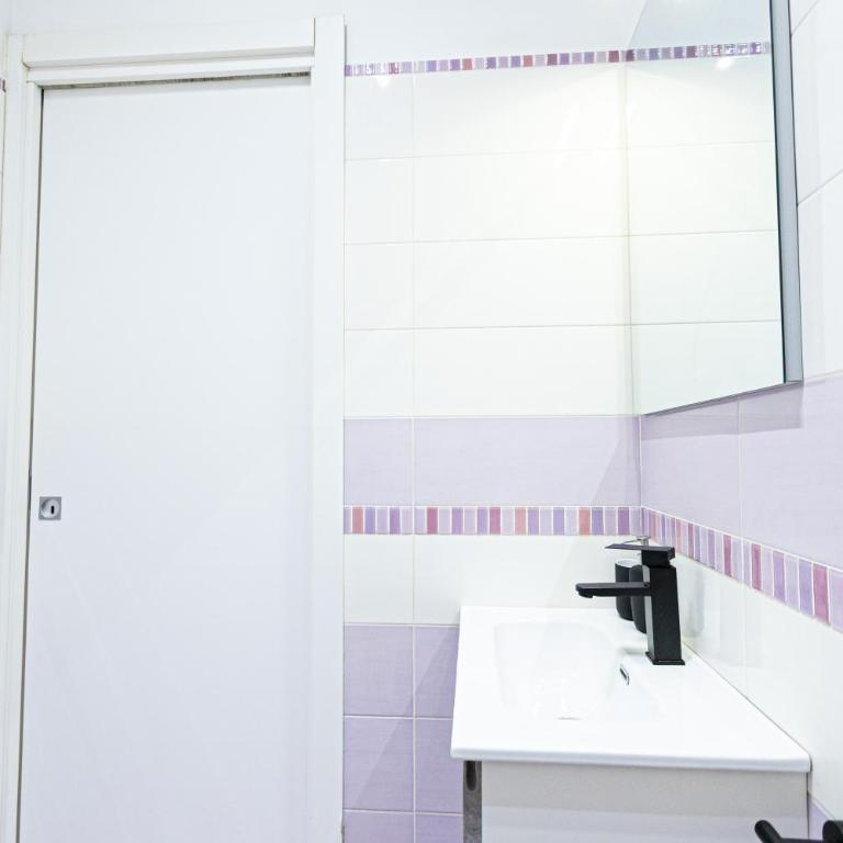 Grace's house Roma Trastevere - Camera Quadrupla con Bagno Privato Esterno - 18