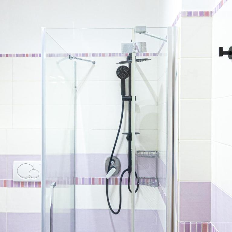 Grace's house Roma Trastevere - Camera Quadrupla con Bagno Privato Esterno - 16