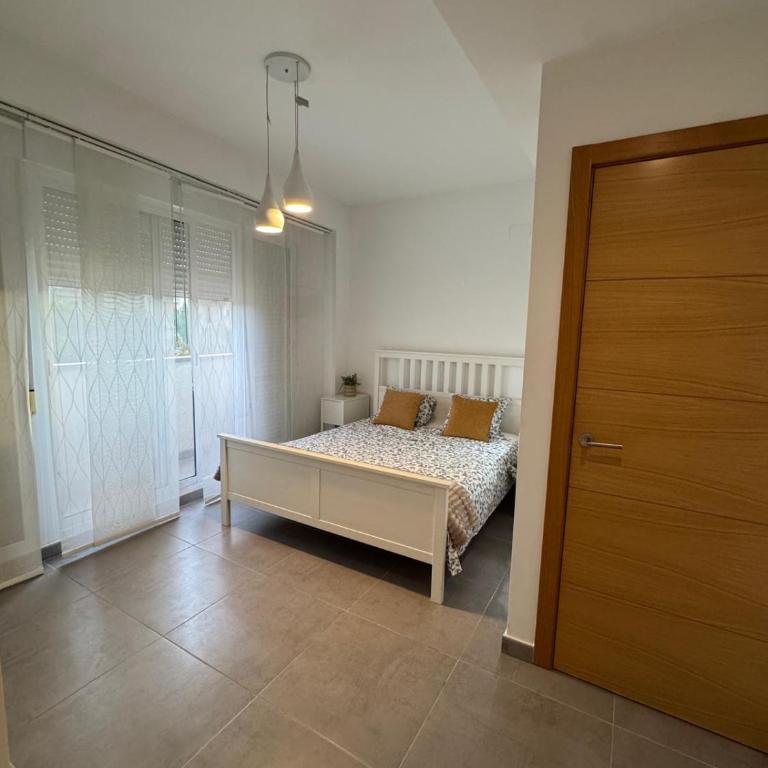 UIM Mediterraneo Hispanidad 4 Wifi - Apartamento de 3 dormitorios - 5