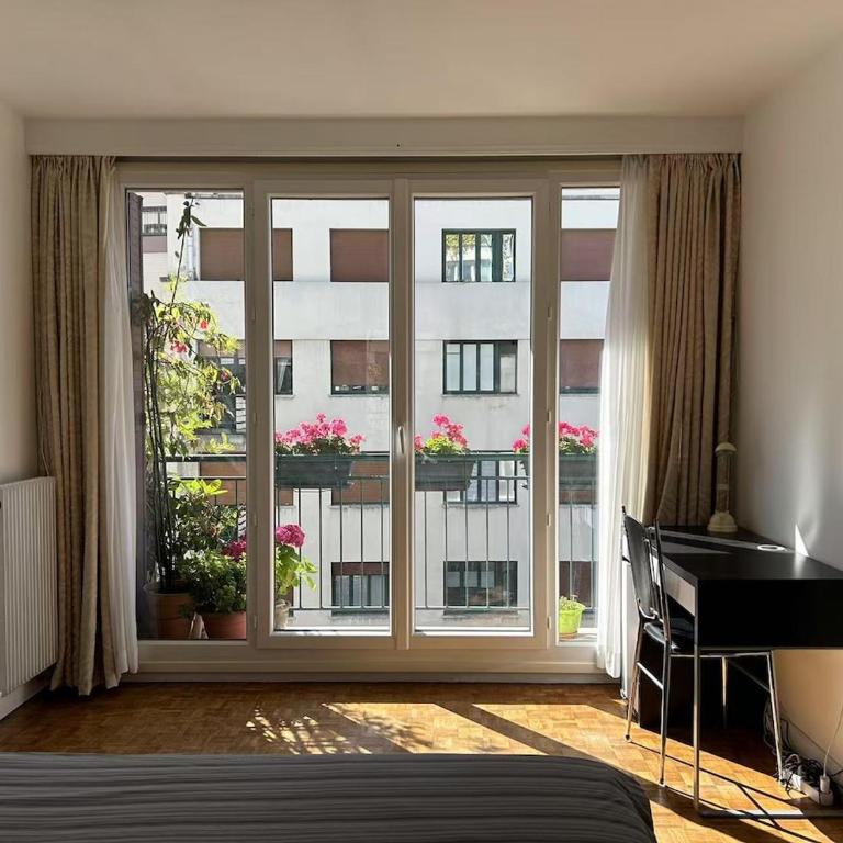 Vue sur la tour Eiffel, agréable appartement T2 - Appartement 1 Chambre - 15