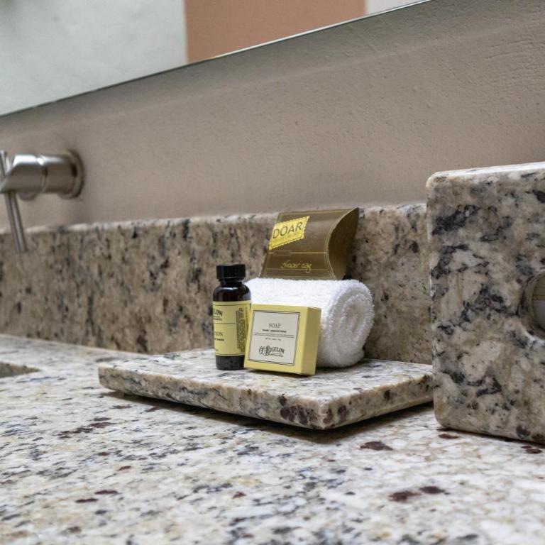 Hosteria Las Quintas Hotel Restaurante Bar - Suite con 2 camas dobles - 6