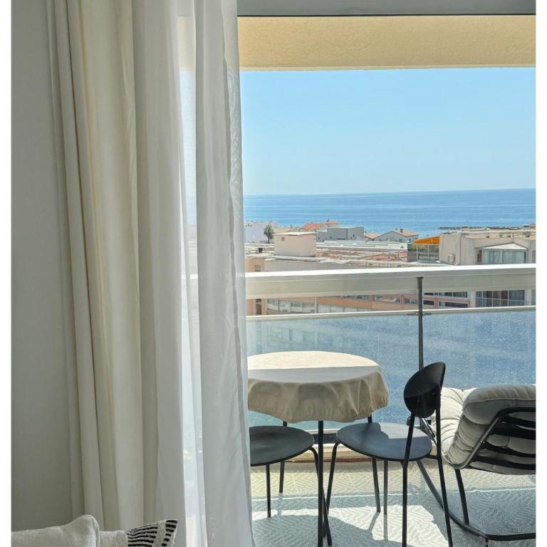 Studio Moderne avec Vue sur Mer et Fibre sea view and fiber - Appartement - Vue sur Mer - 3