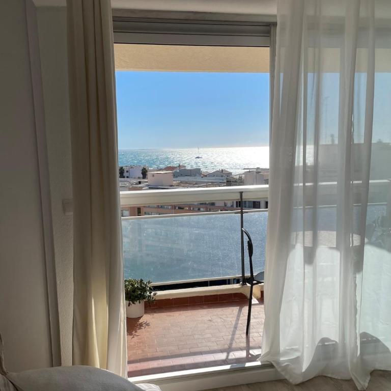 Studio Moderne avec Vue sur Mer et Fibre sea view and fiber - Appartement - Vue sur Mer - 19