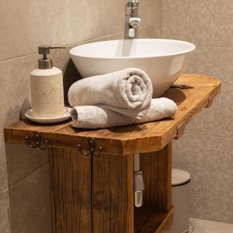 Yogahof Kitzbühel - Boutique Alpine Hideaway - Loft - 20