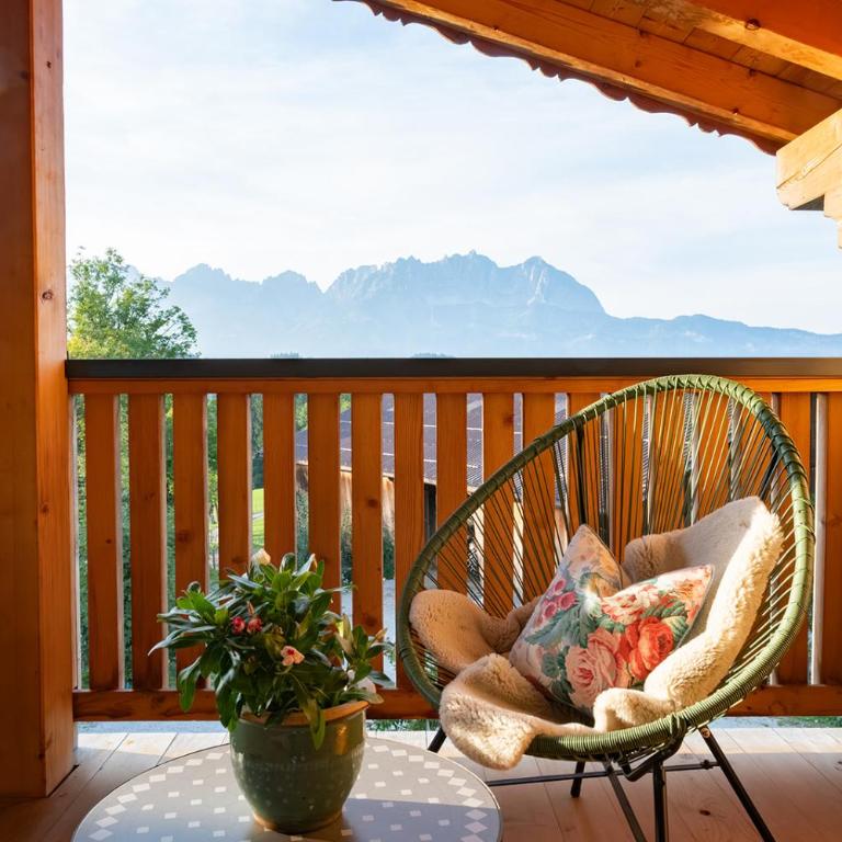 Yogahof Kitzbühel - Boutique Alpine Hideaway - Loft - 5