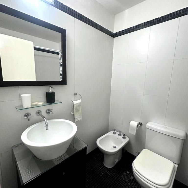Luminoso ambiente con balcón en Palermo, junto a Parque Las Heras - Apartamento de 1 dormitorio - 9