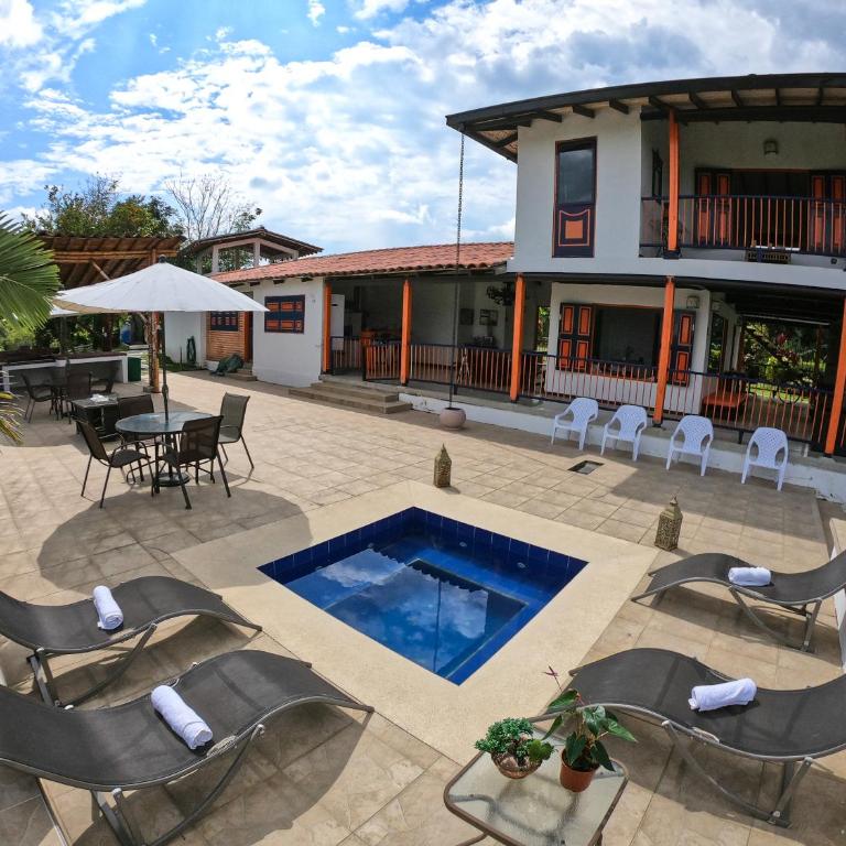 Finca La Coqueta Coffee Farm Stay near Filandia - Standard Twin Room - 10