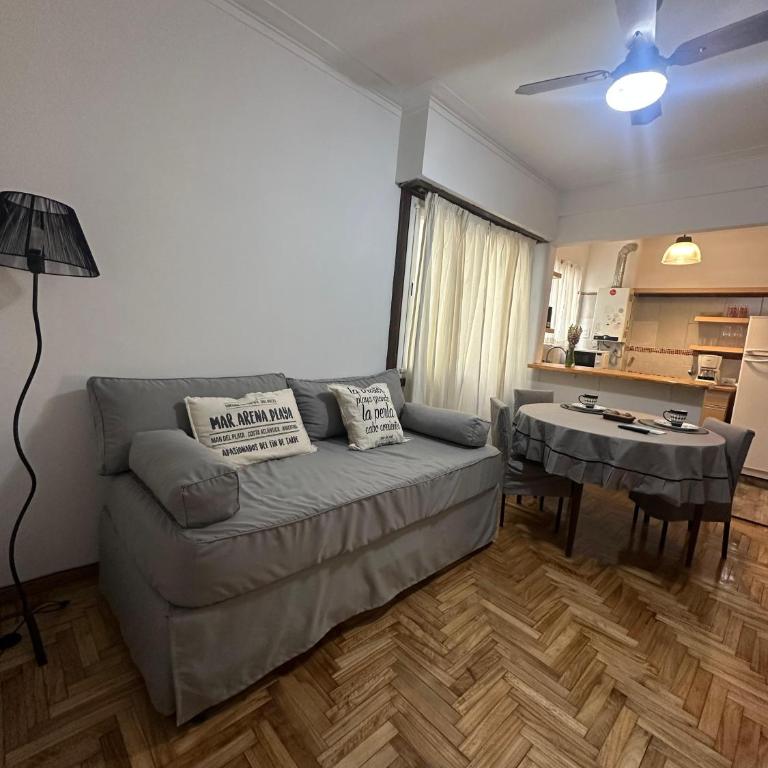 Quédate cerca de todas las postales marplatenses - Lobos, Paseo Aldrey, Casino, Plaza Colón - One-Bedroom Apartment - 21