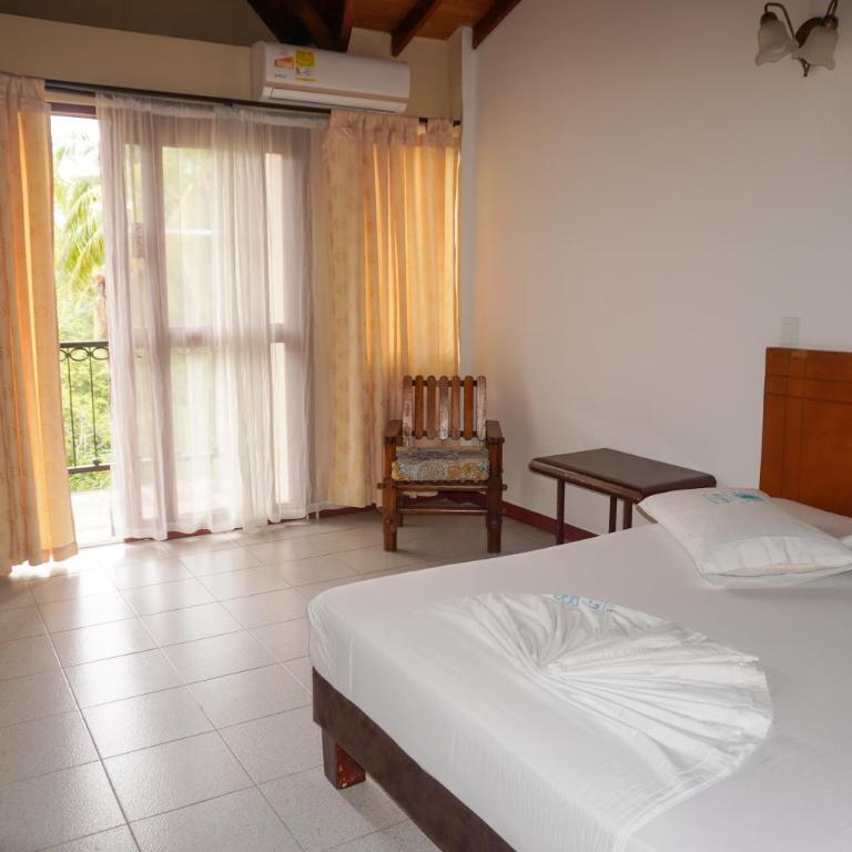 Hotel y Restaurante Mesón del Gitano - Habitación Doble con vistas al jardín - 1