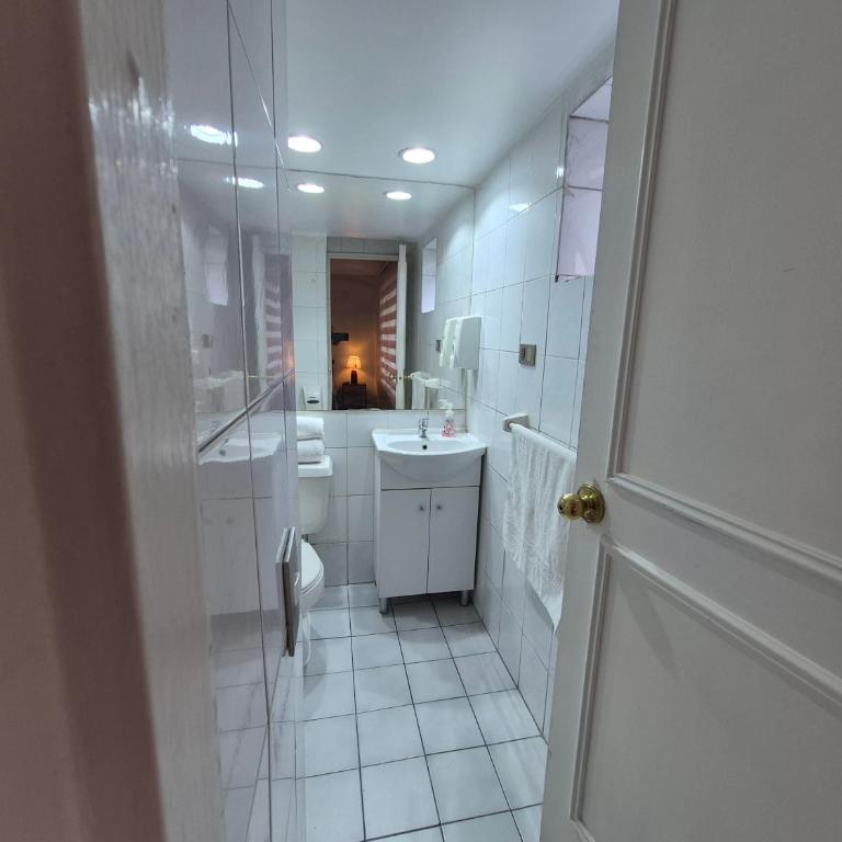 Entrehoteles Suites - One-Bedroom Apartment - 5