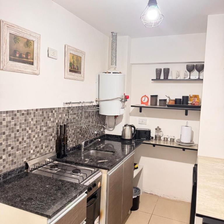 Montevideo Suites con Balcón - Studio Apartment with Queen Bed - 9