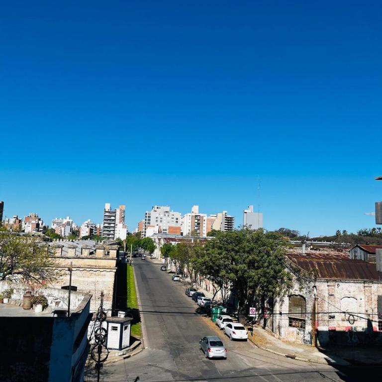 Montevideo Suites con Balcón - Studio Apartment with Queen Bed - 13