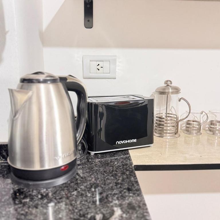 Montevideo Suites con Balcón - Studio Apartment with Queen Bed - 8