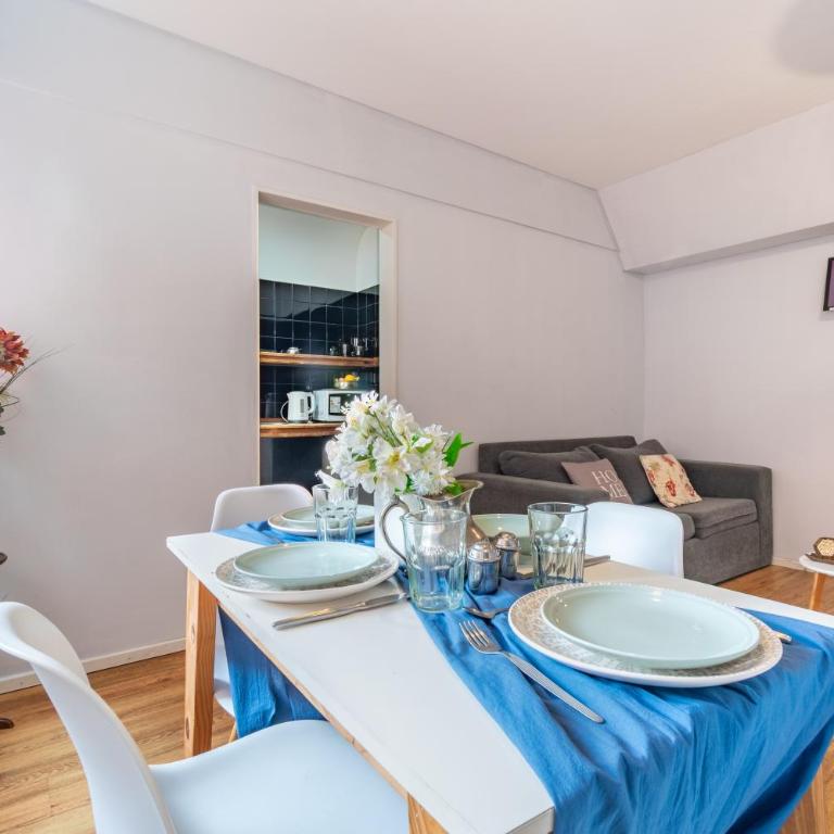 cerca de la estación retiro con cochera, pileta y sauna - Apartamento de 1 dormitorio - 8