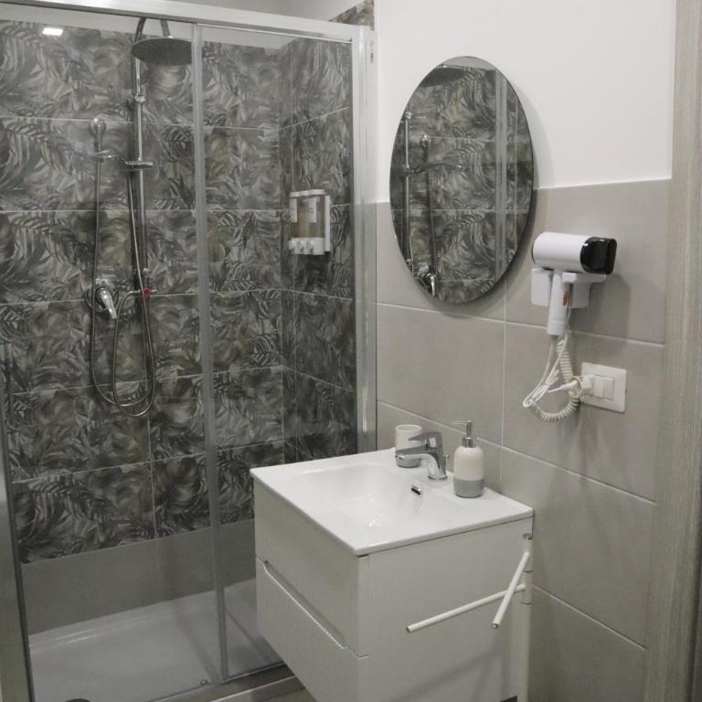 Henny House - One-Bedroom House - 5