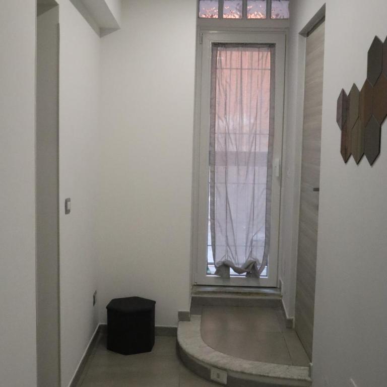 Henny House - One-Bedroom House - 8
