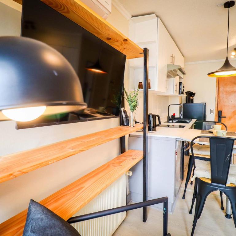 HOM I Estudio en Alameda Metro UniversidadCatolica - Apartment - 18