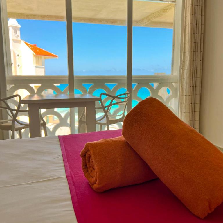 Oceanfront Apartments Cancun - Studio Apartment with Sea View - 4