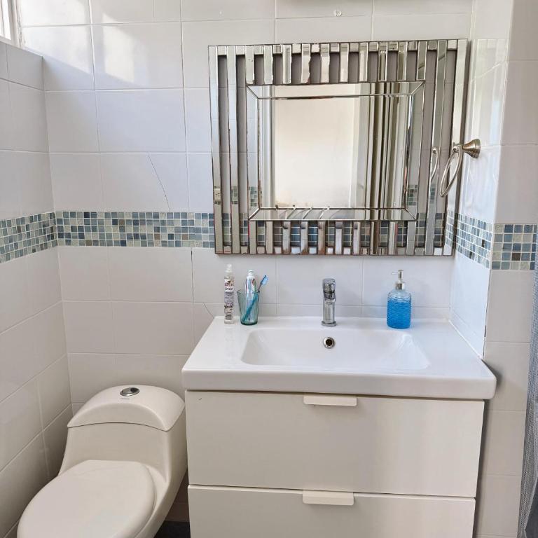 Walking distance to the beach, restaurants, and shops - Apartamento de 1 dormitorio - 14