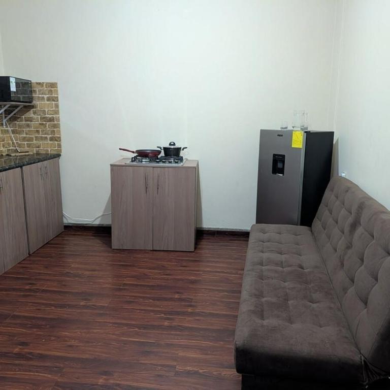 Suite Práctica de Dos Ambientes Cocina y Sofá Cama - One-Bedroom Apartment - 2