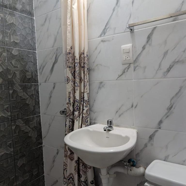 Suite Práctica de Dos Ambientes Cocina y Sofá Cama - One-Bedroom Apartment - 6