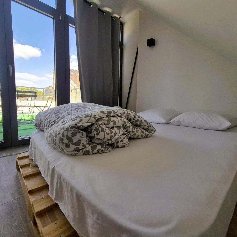 Sidney - 6P - Centre ville - Three-Bedroom Apartment - 11