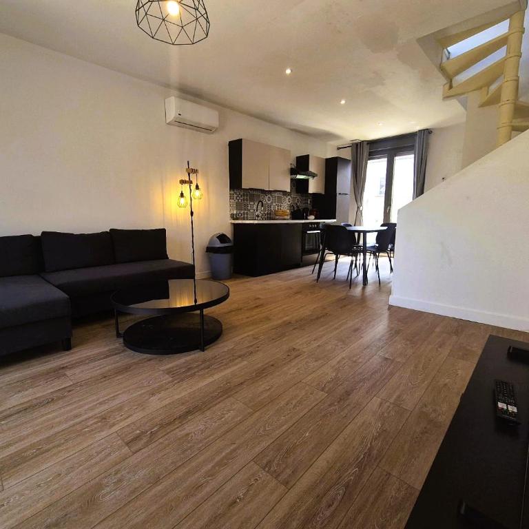 Sidney - 6P - Centre ville - Three-Bedroom Apartment - 9