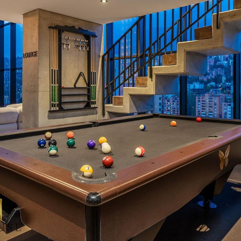 Morph 902 - Exclusivo apt en el Poblado con balcón - Apartment - 28