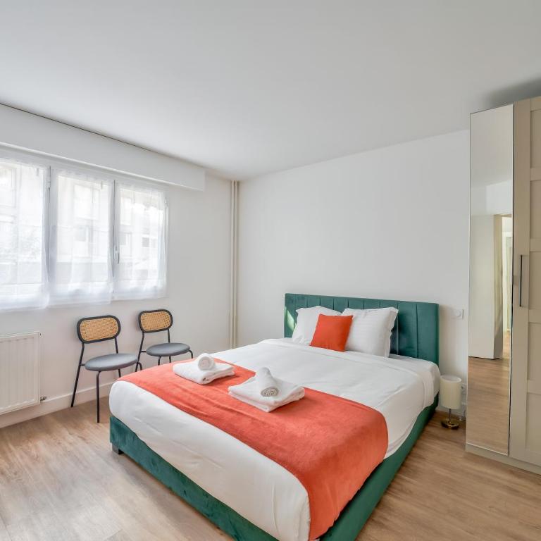 Spacious & Bright 2BR Apartment - Heart of 15th - Appartement 2 Chambres - 4