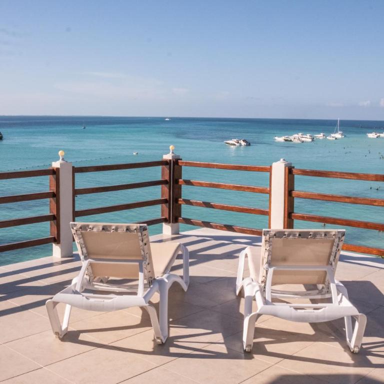 Cuxos Hotel Beachfront - Apartment with Sea View - 18