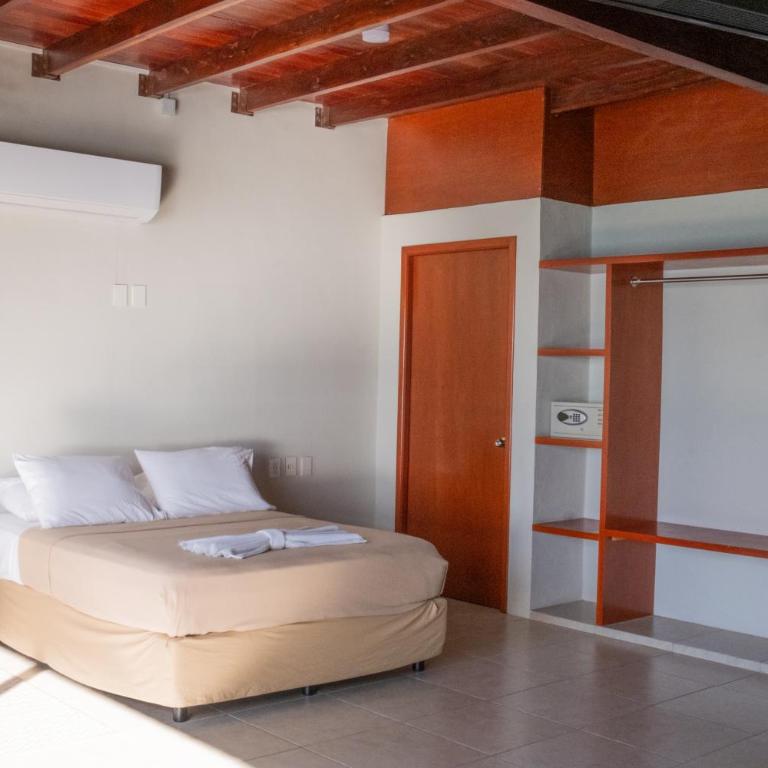 Cuxos Hotel Beachfront - Apartment with Sea View - 19
