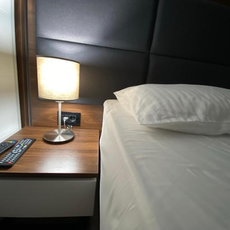 Harry apartments - Apart & spa Zoned Kopaonik, Special offer for Genius status, in addition, we offer special benefits for children up to 17 years old!!! - Superior One-Bedroom Apartment with Balcony - 10