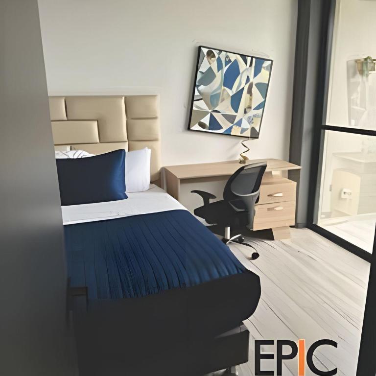 Epic Suite 313 Family Deluxe Airport 3 Rooms 10Pax - Three-Bedroom Apartment Suite - 9