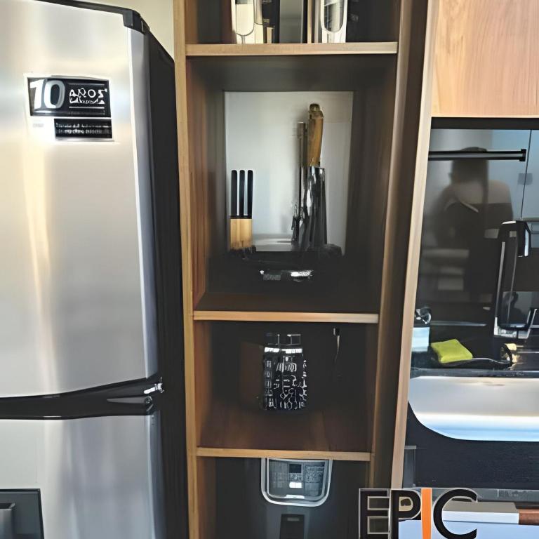 Epic Suite 313 Family Deluxe Airport 3 Rooms 10Pax - Three-Bedroom Apartment Suite - 45