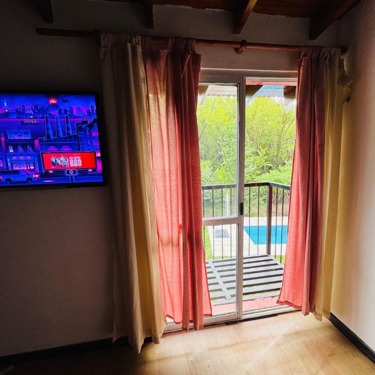 Casa con bajada al Río Potrero de los funes - Casa de 4 dormitorios - 11