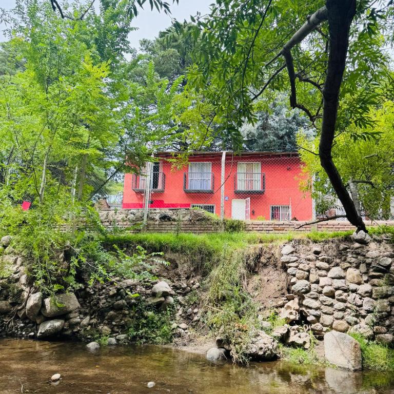 Casa con bajada al Río Potrero de los funes - Casa de 4 dormitorios - 15