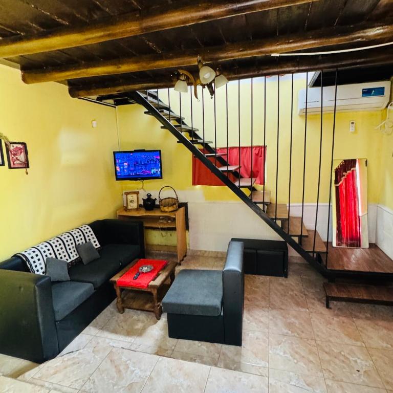 Casa con bajada al Río Potrero de los funes - Casa de 4 dormitorios - 16