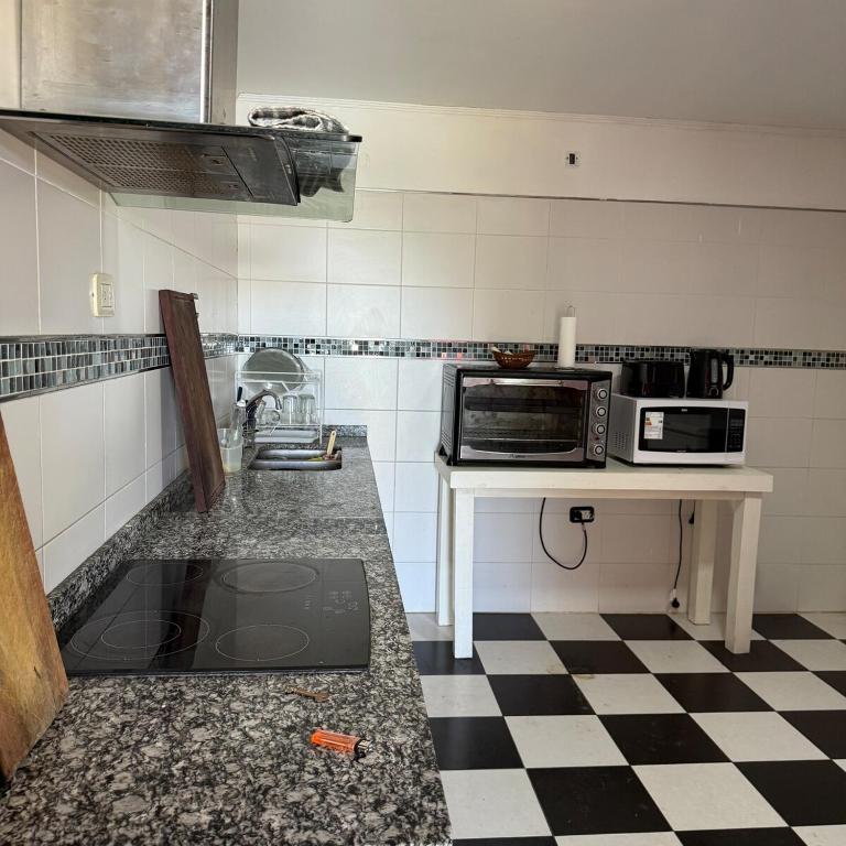 Casa quinta con pileta cerca de Termas Guaychú - Casa de 3 dormitorios - 61
