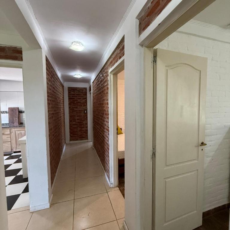 Casa quinta con pileta cerca de Termas Guaychú - Casa de 3 dormitorios - 59