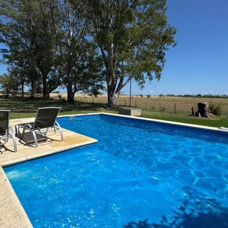Casa quinta con pileta cerca de Termas Guaychú - Casa de 3 dormitorios - 27