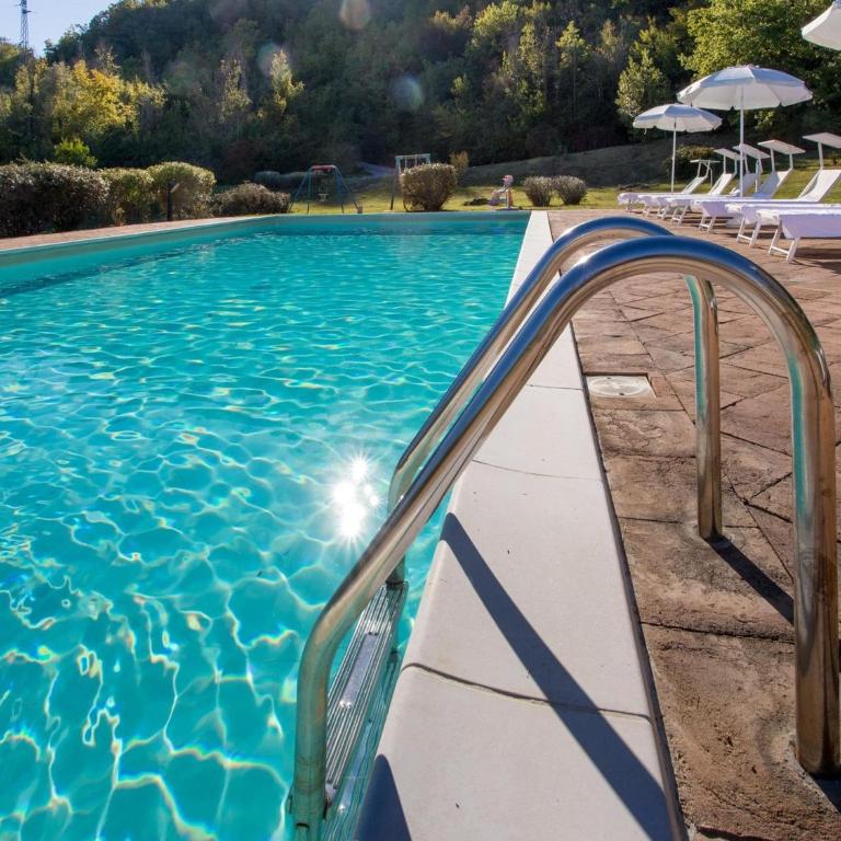 Apartment in farmhouse with pool - Appartamento - 22