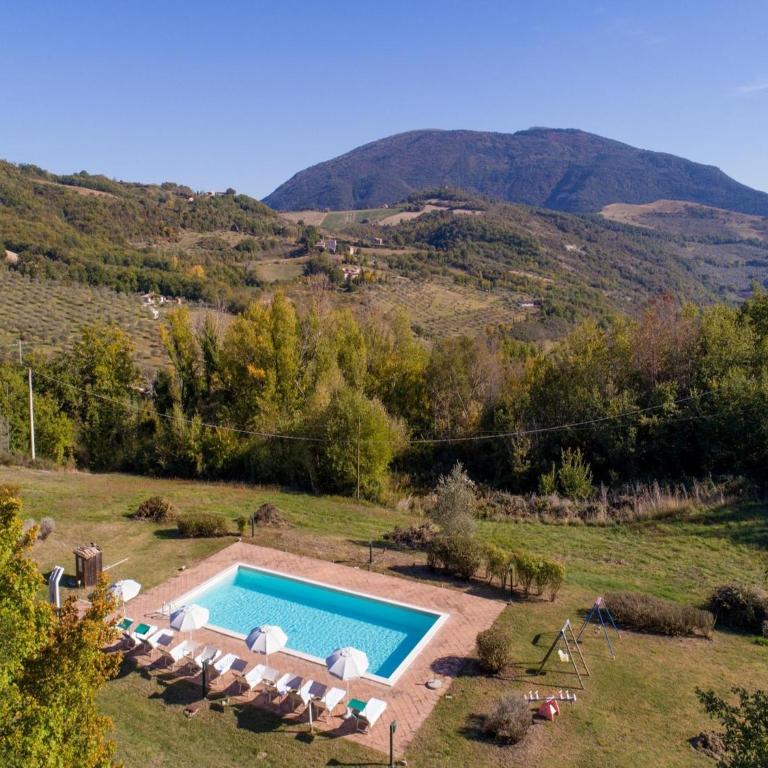 Apartment in a farmhouse with swimming pool - Appartamento - 19